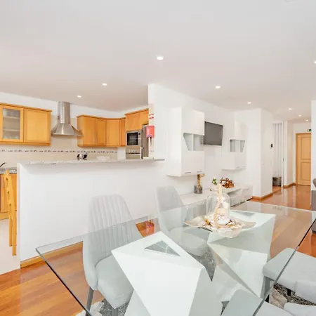 Jpl - Preces Residential * Câmara de Lobos