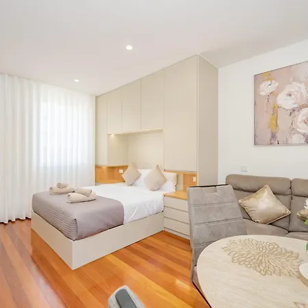 Jpl - Preces Residential 펜션