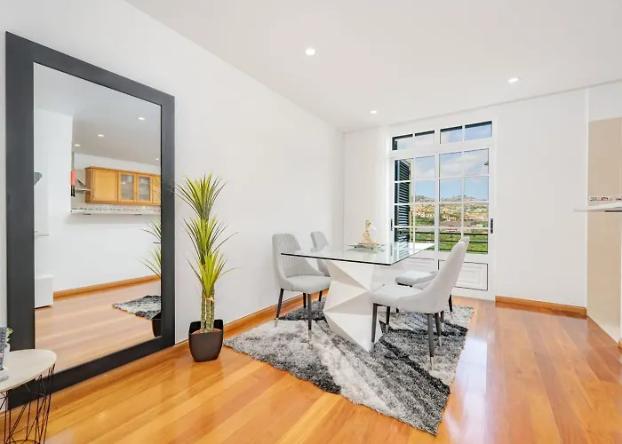 Jpl - Preces Residential * Câmara de Lobos