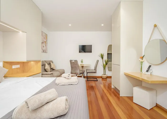 Jpl - Preces Residential بيت للعطل Câmara de Lobos